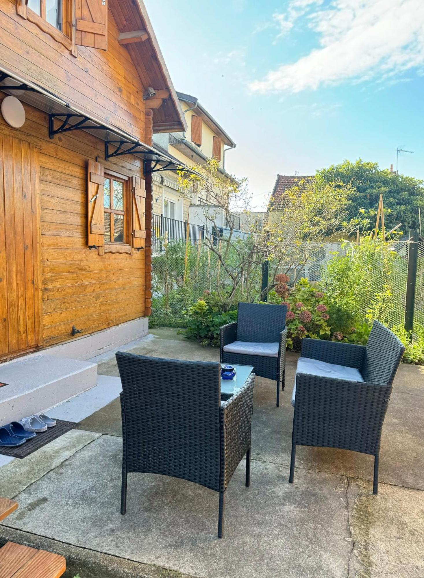 Cozy Cottage Paris Suburb! Bobigny Dış mekan fotoğraf